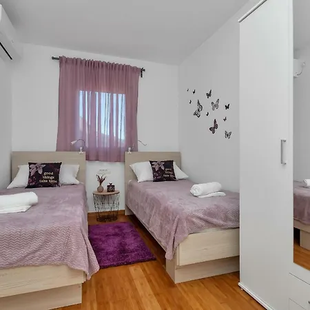 Silver 马卡尔斯卡